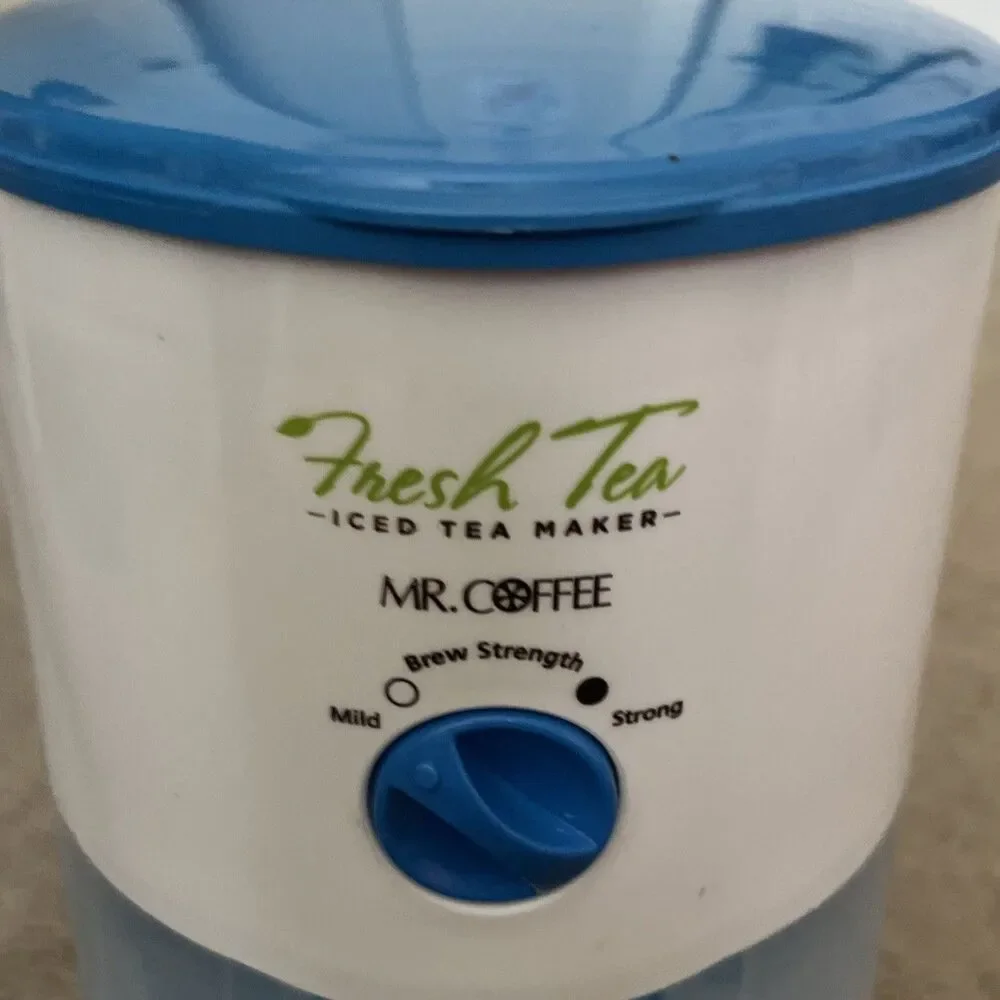 Mr Coffee Iced Tea Maker 3QT Blue And White Model TM70    NO PITCHER